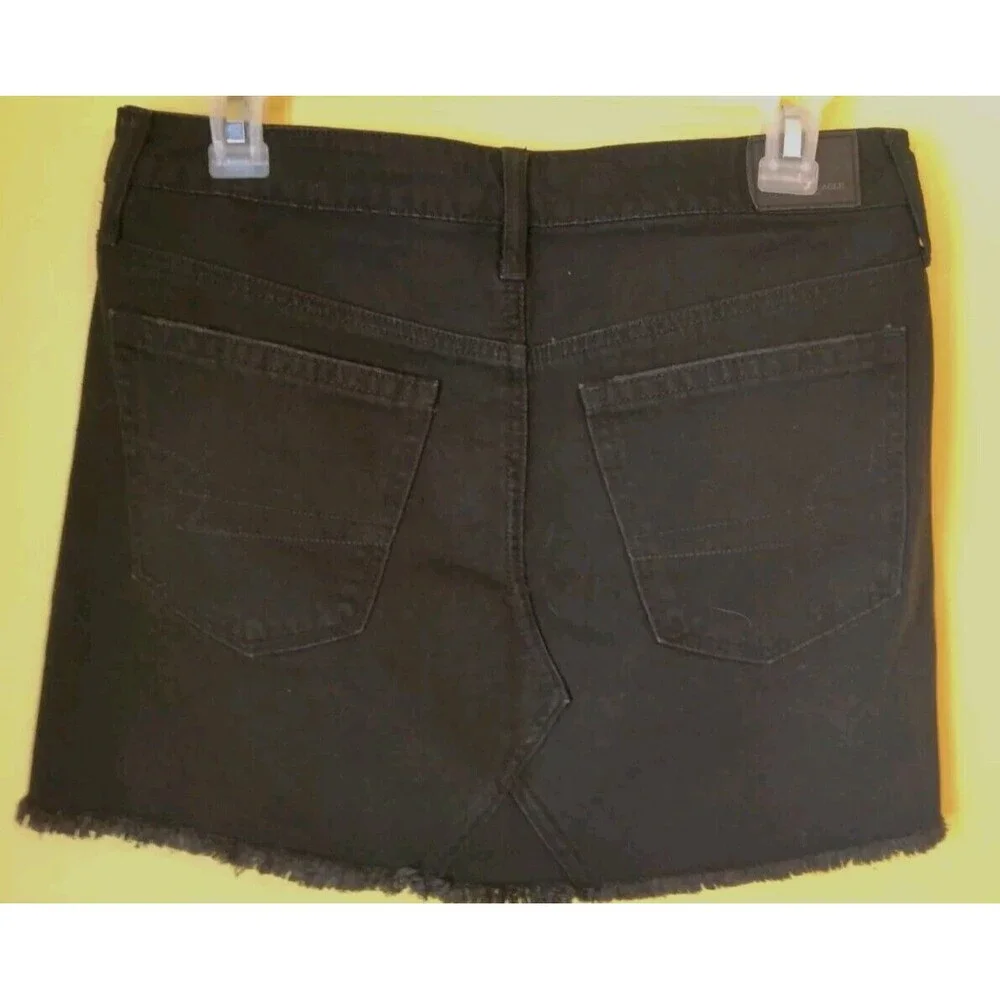 American Eagle  Womens Black Distressed Denim Button Fly Frayed Hem Mini Skirt 6